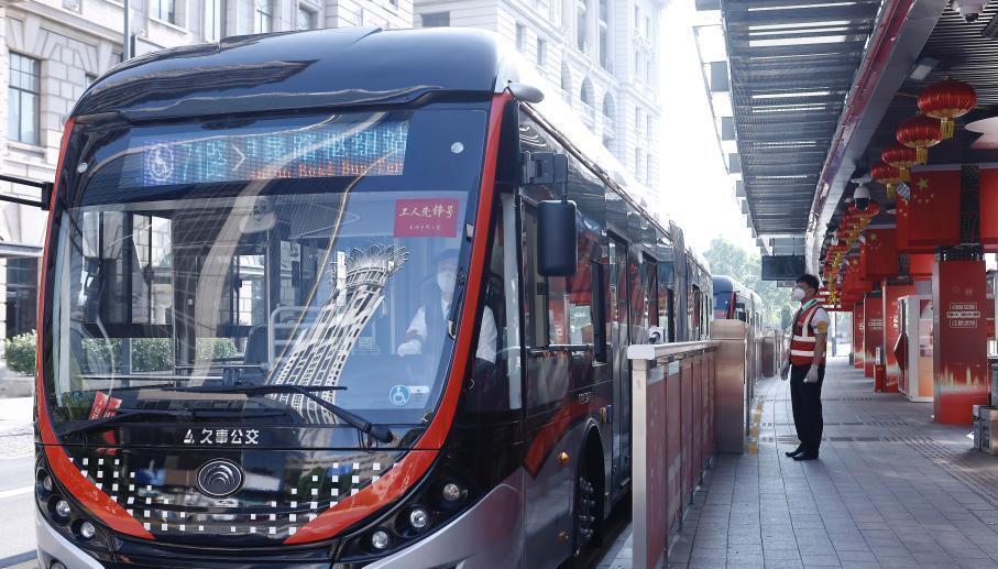 上海跨区公共交通22日起逐步恢复