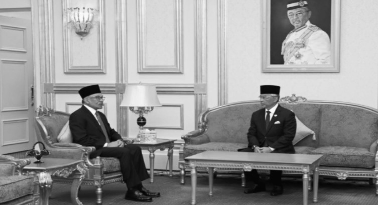马来西亚新总理就职后首次觐见最高元首