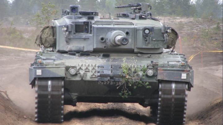 德媒：德国将向乌克兰提供“豹”式主战坦克
