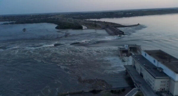 安理会就卡霍夫卡水电站大坝遭破坏举行紧急会议