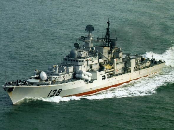 图文：中国海军最新入役的138号现代舰