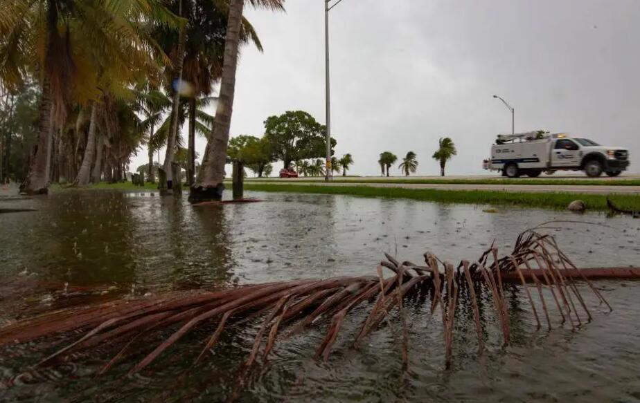 4级飓风“伊恩”登陆美国佛罗里达州西南部
