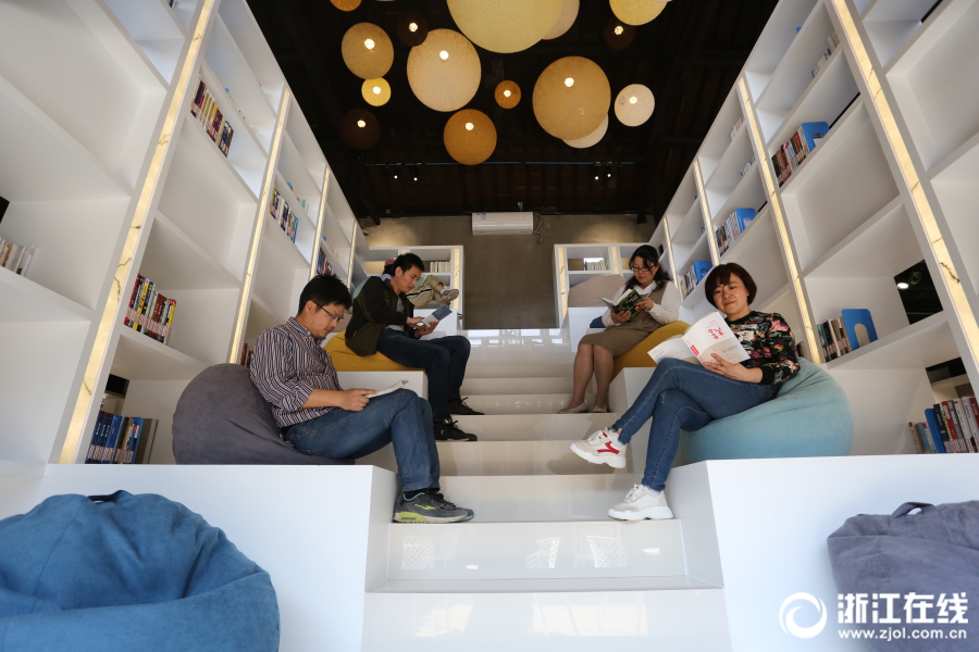 24小时不打烊湖州城市书房免费开放